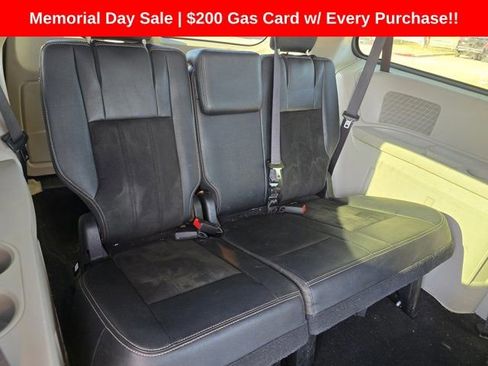 Used 2019 Dodge Grand Caravan SXT FWD image 9