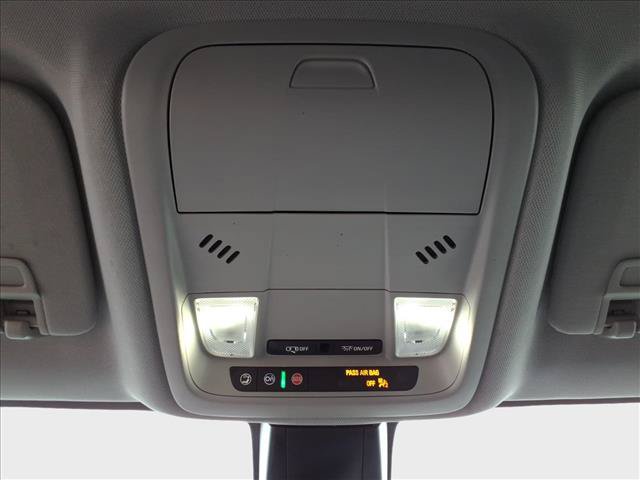 Used 2025 Chevrolet Blazer LT FWD image 34