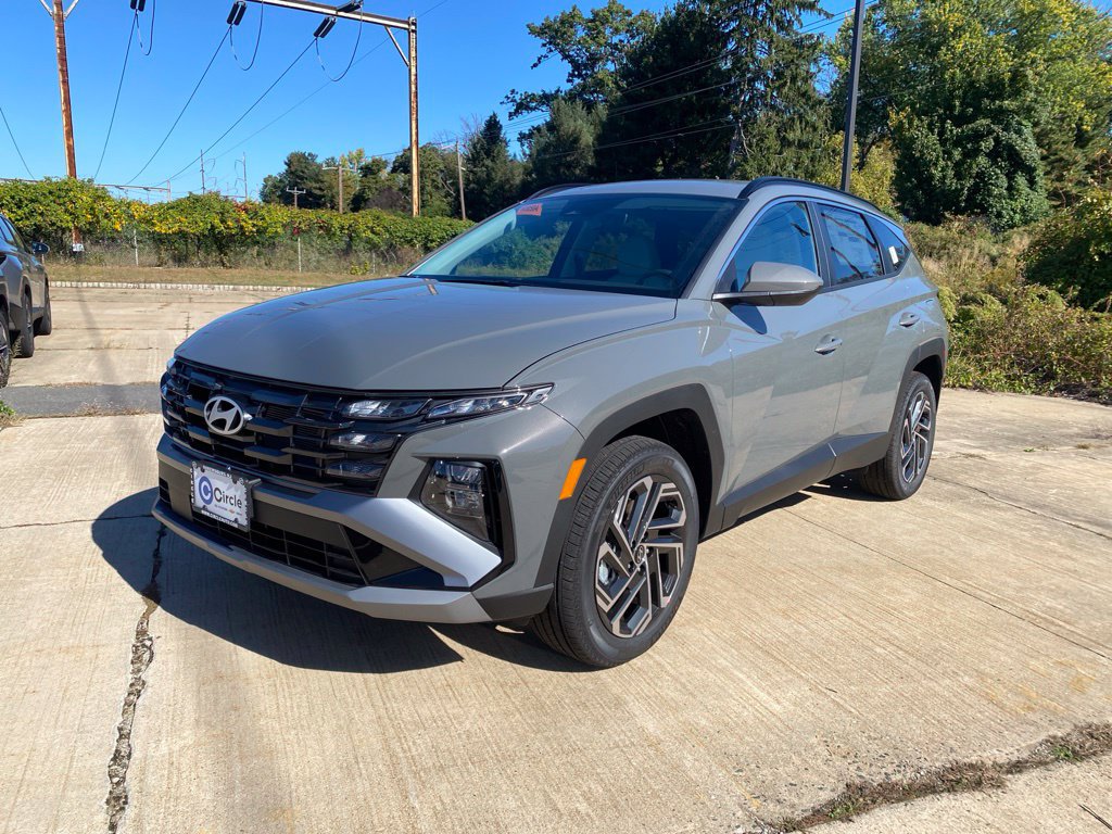 New 2026 Hyundai Tucson SEL Plus AWD/4WD image 3