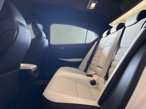 Used 2021 Lexus IS 350 F Sport image 12