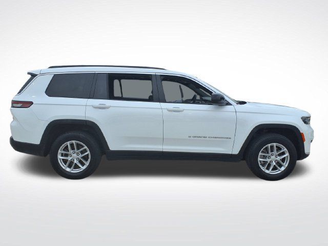 Used 2024 Jeep Grand Cherokee L Laredo w/ Luxury Tech Group I AWD/4WD image 30
