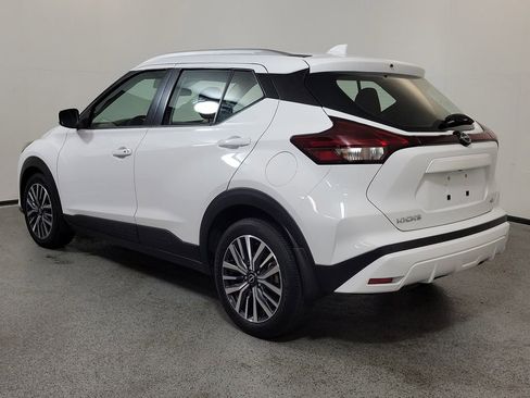 Used 2023 Nissan Kicks SV FWD image 5