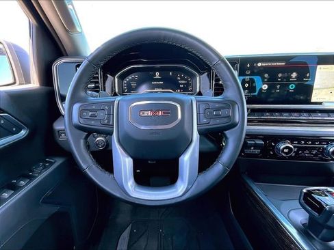 Used 2025 GMC Sierra 1500 Elevation AWD/4WD image 17