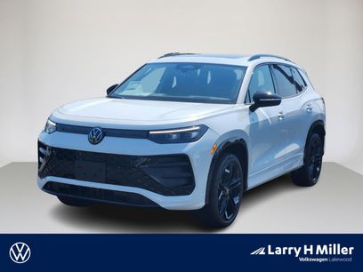 New 2025 Volkswagen Tiguan SE R-Line