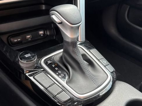 Used 2023 Kia Seltos S w/ Navigation Package FWD image 14