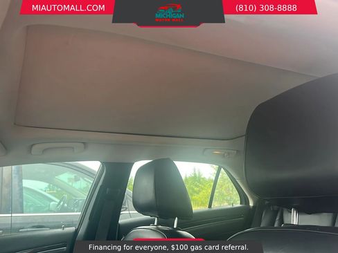 Used 2016 Chrysler 300 C AWD/4WD image 22