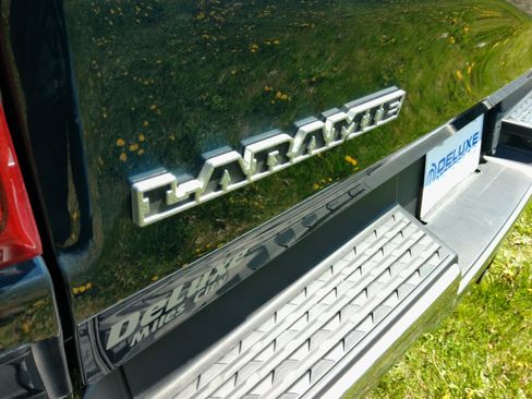 Used 2024 RAM 1500 Laramie AWD/4WD image 7