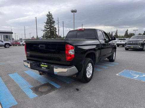 Used 2014 Toyota Tundra SR5 w/ SR5 Upgrade Package AWD/4WD image 7