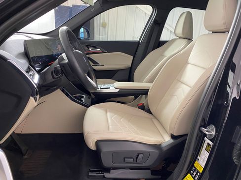 Certified 2023 BMW X1 xDrive28i w/ Convenience Package image 5