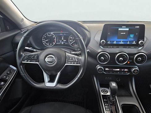 Certified 2022 Nissan Sentra SR w/ Midnight Edition FWD image 19
