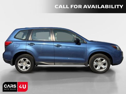 Used 2017 Subaru Forester 2.5i AWD/4WD image 5