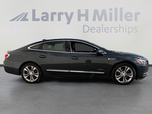 Used 2018 Buick LaCrosse Avenir image 6