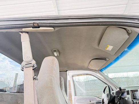 Used 2000 Ford F350 XLT image 33