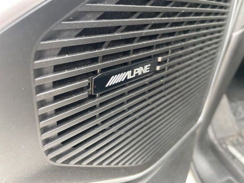 Used 2025 Jeep Wagoneer Series II AWD/4WD image 11