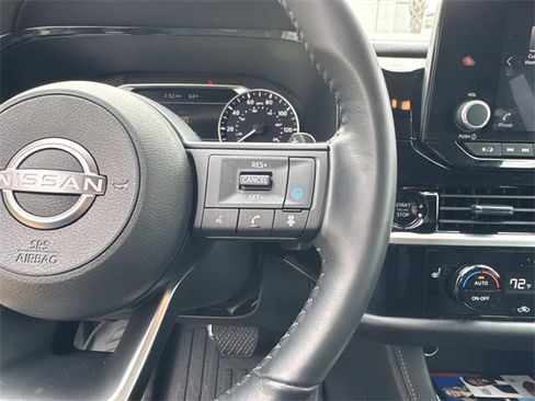 Certified 2025 Nissan Pathfinder SV w/ Black Appearance Package image 16