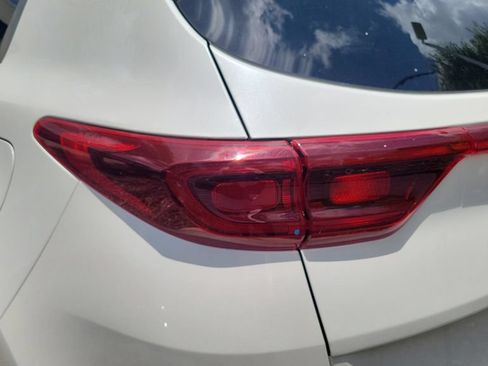 Used 2021 Kia Sportage S FWD image 9