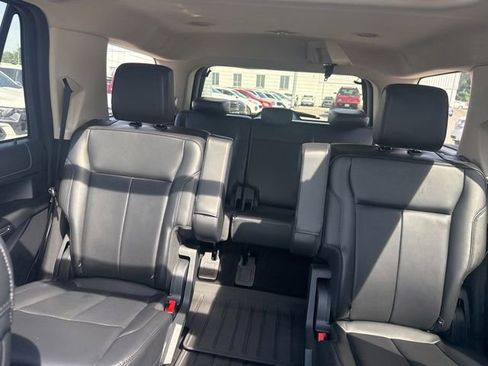 Used 2024 Ford Expedition XLT AWD/4WD image 24