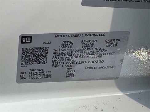 Used 2024 Chevrolet Silverado 2500 LT image 22