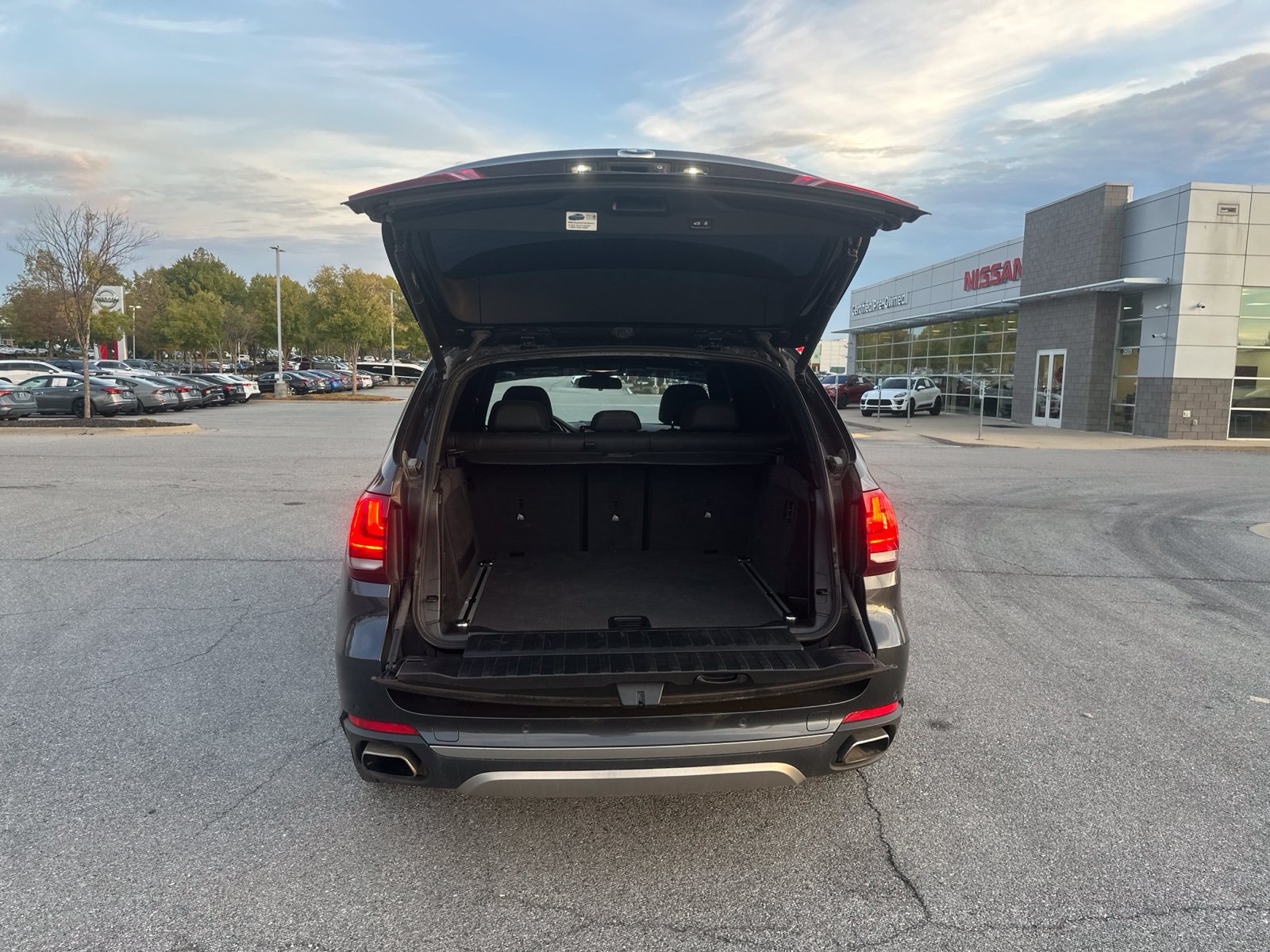 Used 2018 BMW X5 sDrive35i RWD image 11