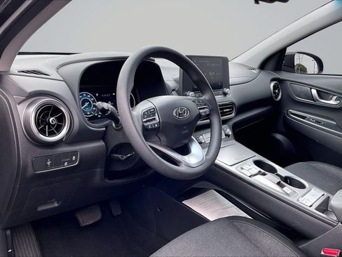 Used 2023 Hyundai Kona SE FWD image 14