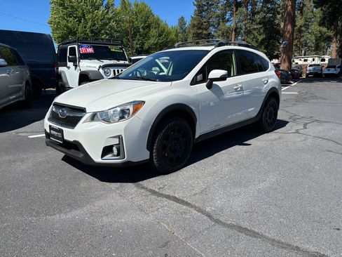 Used 2017 Subaru Crosstrek 2.0i Limited AWD/4WD image 1