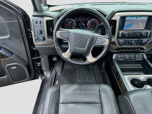 Used 2015 GMC Sierra 2500 Denali w/ Duramax Plus Package AWD/4WD image 19