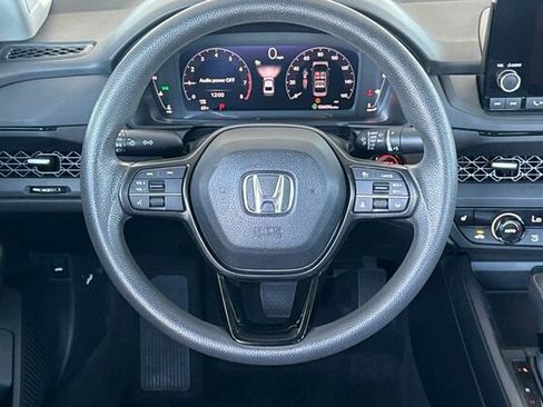 Used 2023 Honda Accord EX image 13