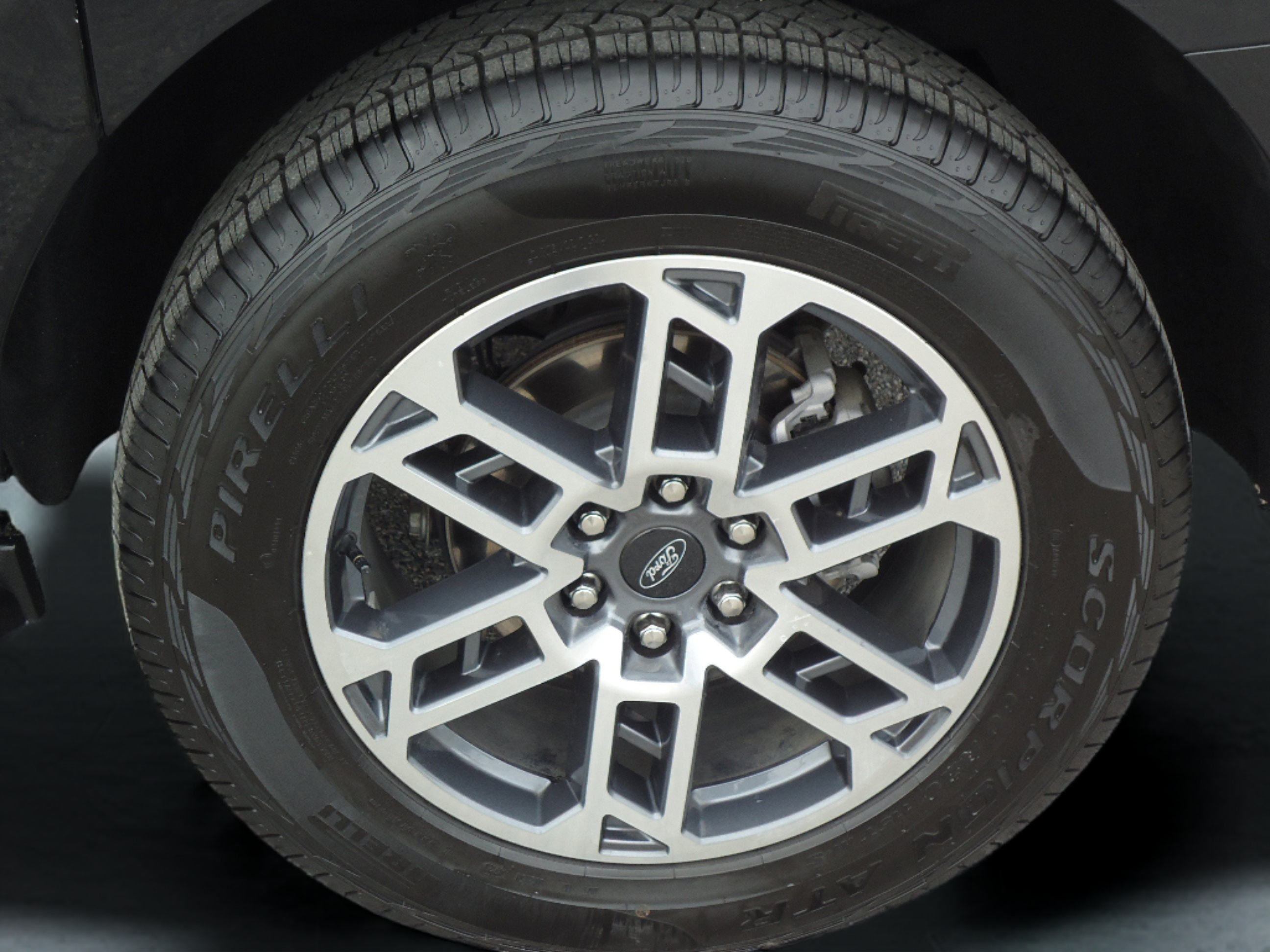 Used 2025 Ford Expedition Max Active AWD/4WD image 9