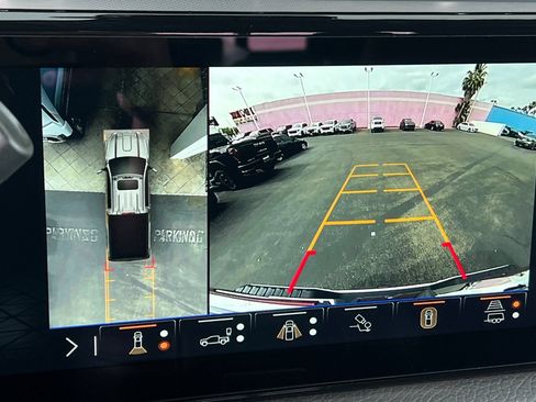 New 2026 GMC Sierra 2500 Denali AWD/4WD image 17