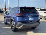 Used 2023 Nissan Rogue SV image 5