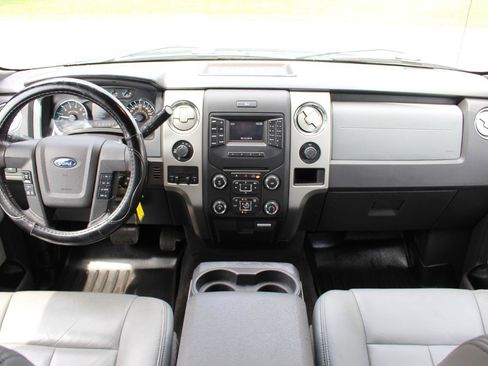 Used 2014 Ford F150 XLT w/ Equipment Group 302A Luxury AWD/4WD image 29