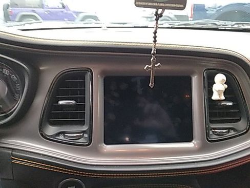 Used 2023 Dodge Challenger GT w/ Plus Package image 9