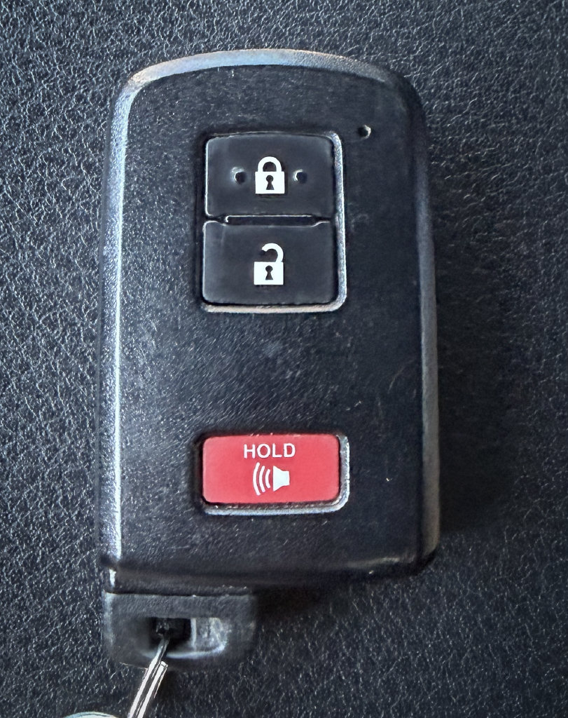 Used 2018 Toyota Tacoma TRD Off-Road AWD/4WD image 6