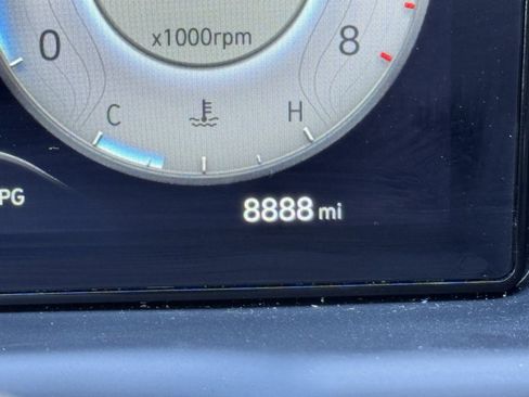 Certified 2024 Hyundai Tucson Limited image 9