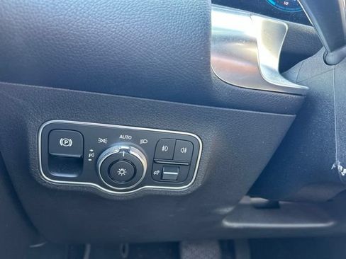 Used 2020 Mercedes-Benz GLB 250 image 22