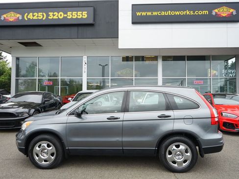 Used 2011 Honda CR-V LX image 2