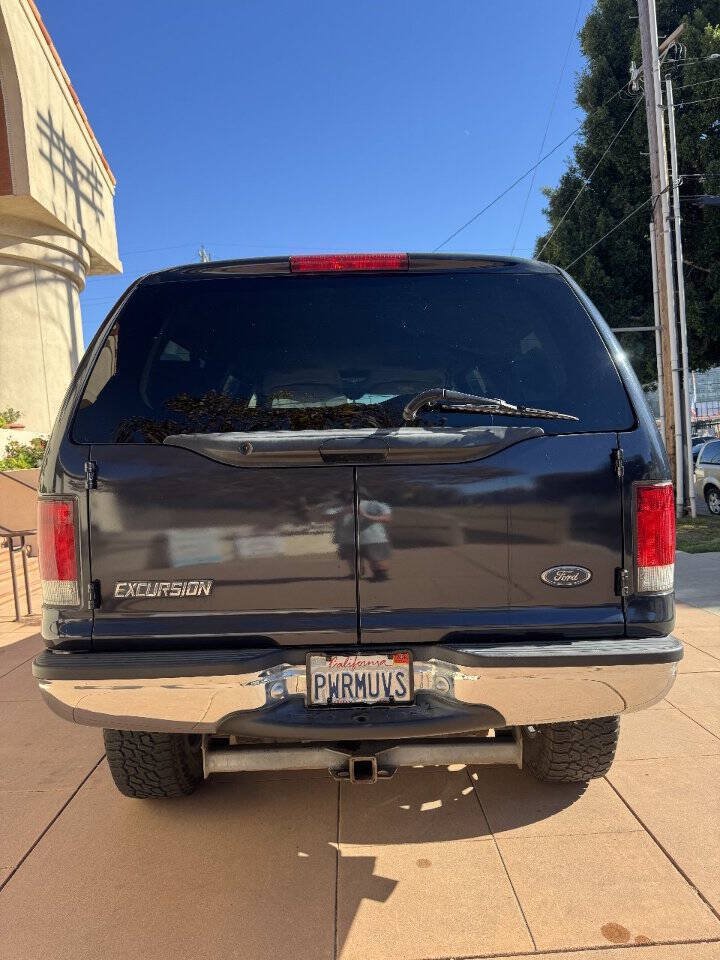 Used 2000 Ford Excursion XLT RWD image 6