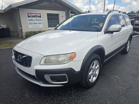 Used 2012 Volvo XC70 3.2 FWD image 2