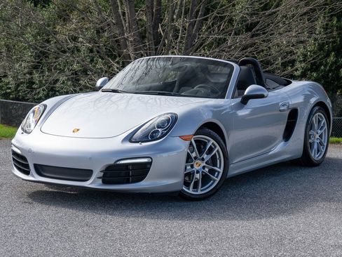 Used 2016 Porsche Boxster Base image 1