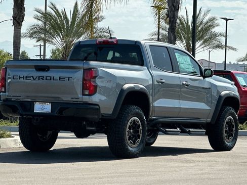 New 2026 Chevrolet Colorado ZR2 w/ Technology Package AWD/4WD image 4