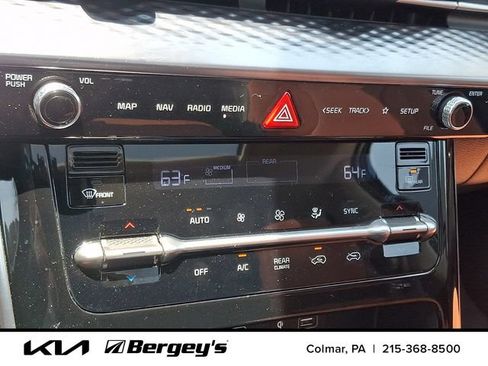 Certified 2024 Kia Carnival SX Prestige FWD image 19