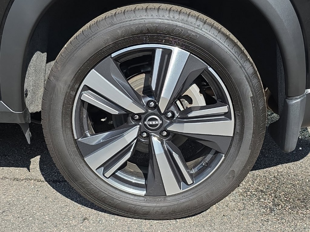Certified 2025 Nissan Rogue SL AWD/4WD image 21