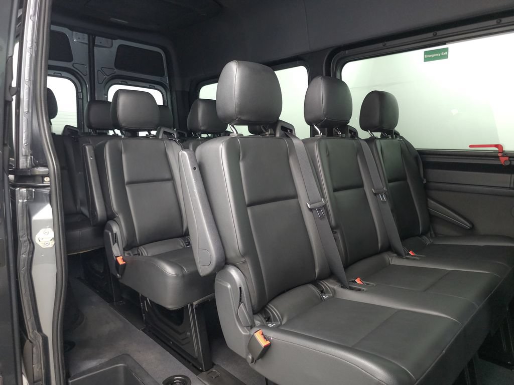 Used 2024 Mercedes-Benz Sprinter 2500 image 25