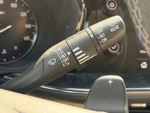 Used 2023 Buick Envision Preferred AWD/4WD image 27