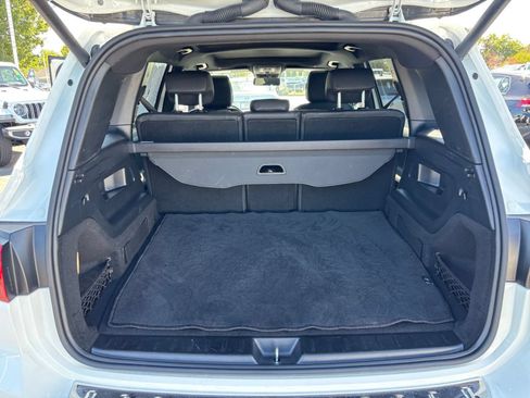 Used 2025 Mercedes-Benz GLB 250 image 33
