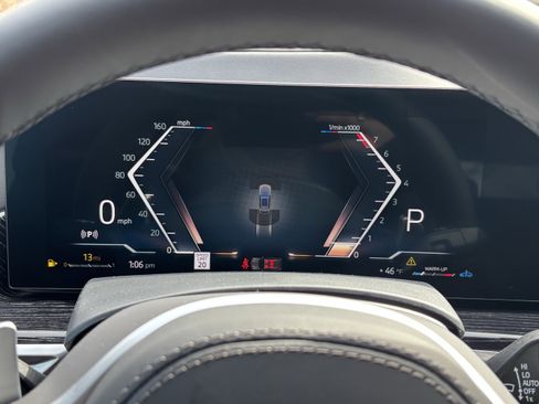 Used 2026 BMW X5 sDrive40i w/ M Sport Package image 23