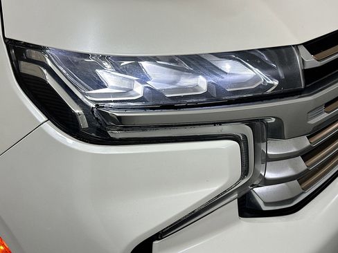 Used 2021 Chevrolet Suburban High Country image 37