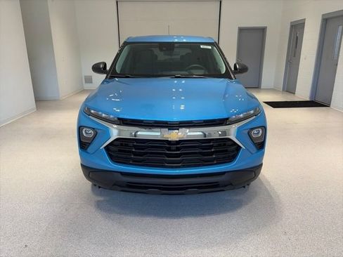 New 2026 Chevrolet TrailBlazer LS w/ LS Convenience Package FWD image 2
