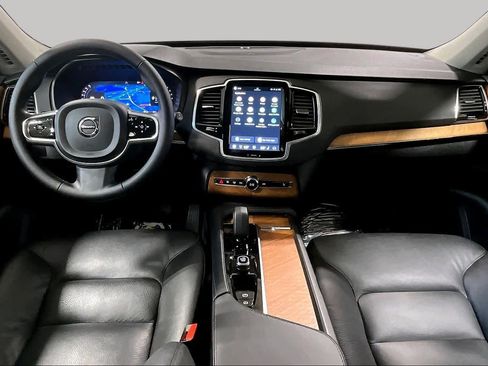 Certified 2024 Volvo XC90 B6 Plus w/ Protection Package Premier AWD/4WD image 15
