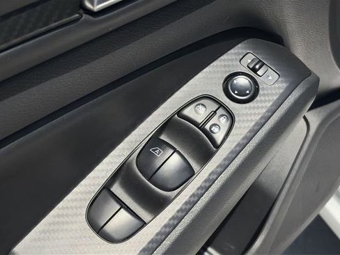 Used 2024 Nissan Altima 2.5 SV FWD image 20
